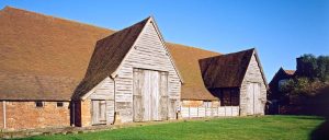 leigh court barns